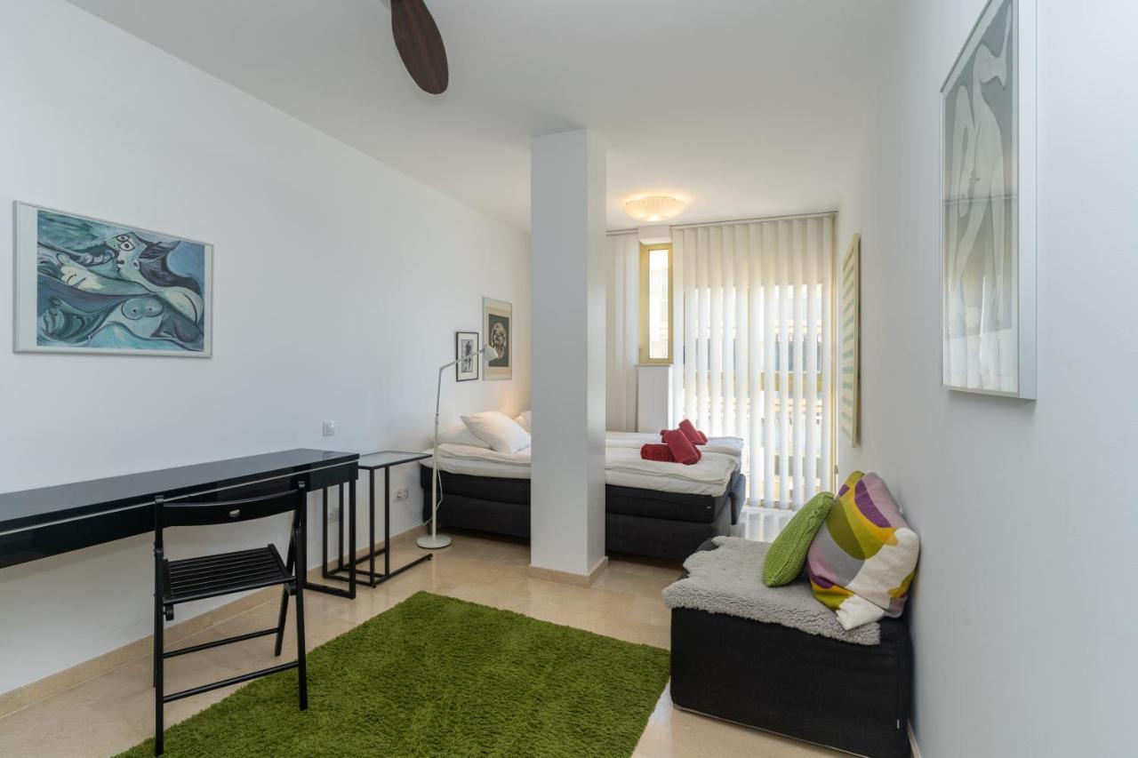 Unique First Line Apartment Marbella Esterno foto